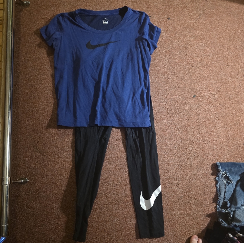 Nike Royal Blue Tee and Black Leggings Combo
